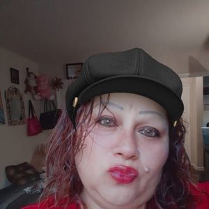 Meet your Posher, Elsy